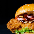 half burger'